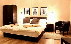 Budapest Ville Bed&breakfast 3*
